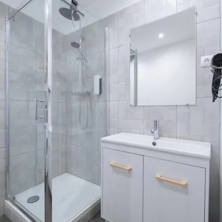 Spacy Rock Lejlighed Reims